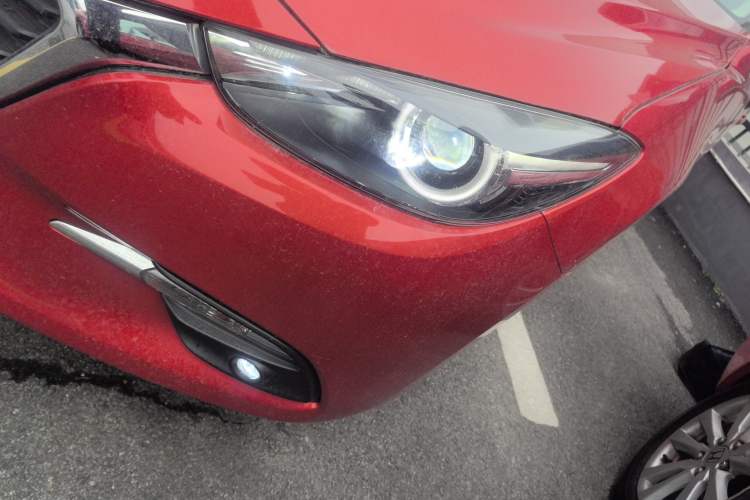 Used Mazda Mazda 3 Axela 2019 Cloud-Controlled Sedan 1.5L Automatic Luxury Model China VI Standard
