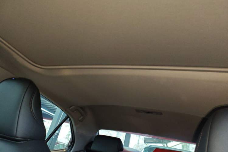 Used Toyota Camry 2023 2.0G Luxury Edition
