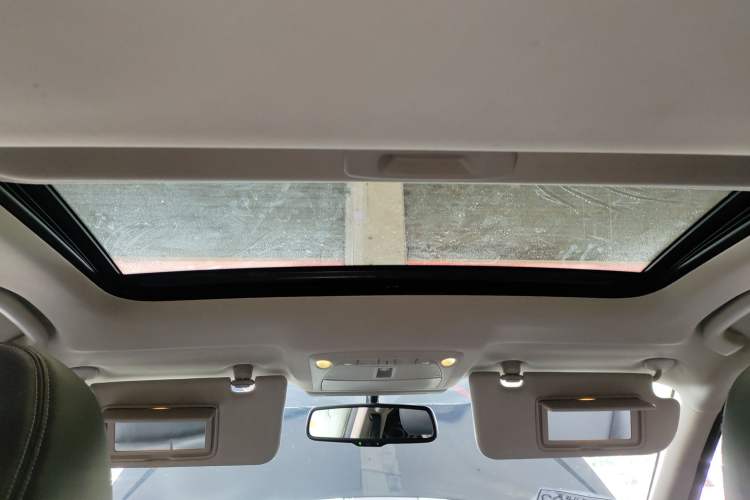 Used Infiniti Q50L 2016 2.0T Enjoyment Edition
