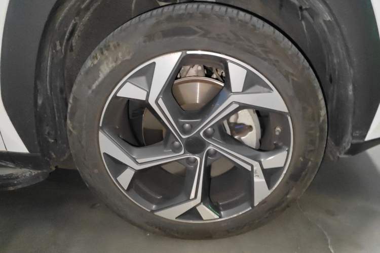 Used Geely Auto FX11 2024 1.5TD DCT Prestige Edition
