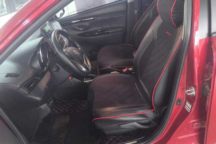 Used Toyota YARiS L 2021 X-Trail 1.5L CVT Luxury Edition