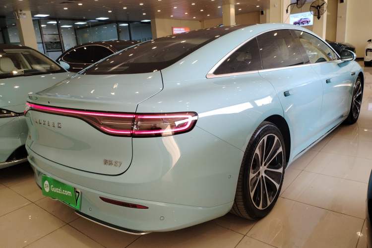 Used Hima Luxeed S7 2025 785 km Ultra
