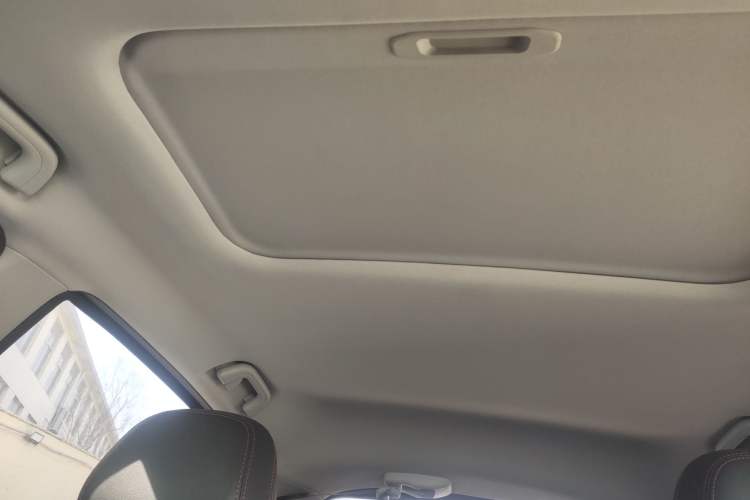 Used Geely Auto Vision X3 2021 PRO 1.5L CVT Deluxe Model
