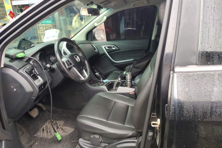 Used JMC Yusheng S350 2013 2.4T Automatic 2WD Diesel Luxury Edition 5 Seats