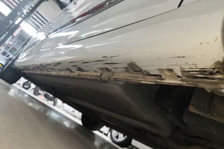 Used Dongfeng Aeolus A60 2014 1.6L Automatic Luxury Model
