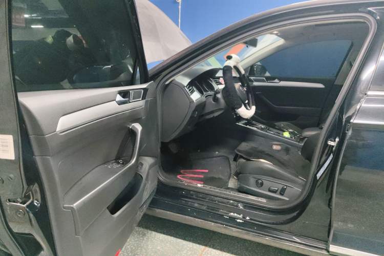 Used Volkswagen Magotan 2018 280TSI DSG Leading Model