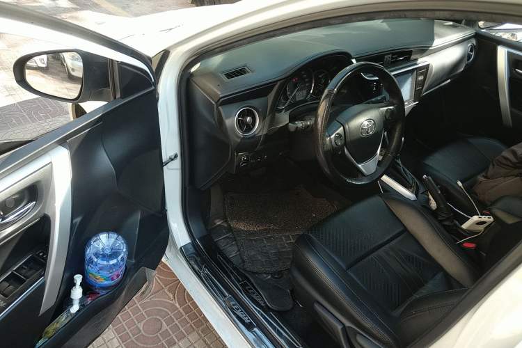 Used Toyota Levin 2017 Revised 185T CVT Elite Edition China V Standard
