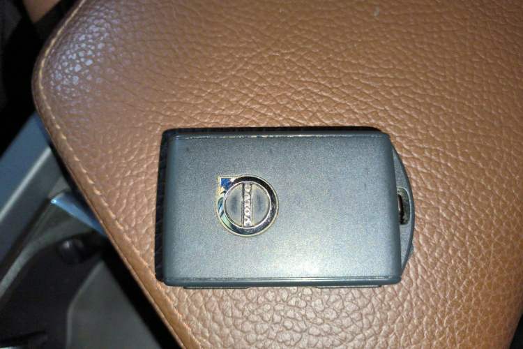 Used Volvo XC60 2019 T5 4x4 Smart Edition China VI Standard
