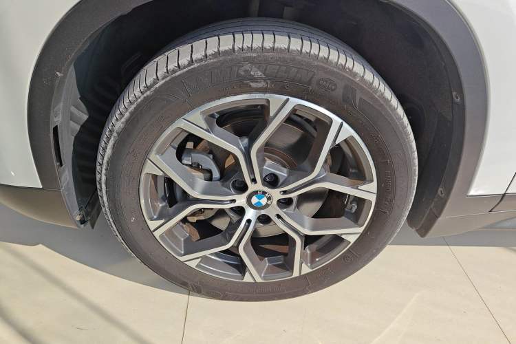 Used BMW X1 2021 Restyled sDrive25Li Leading Edition
