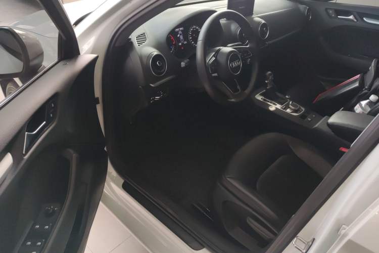 Used Audi A3 2019 Limousine 35 TFSI Ambition China VI
