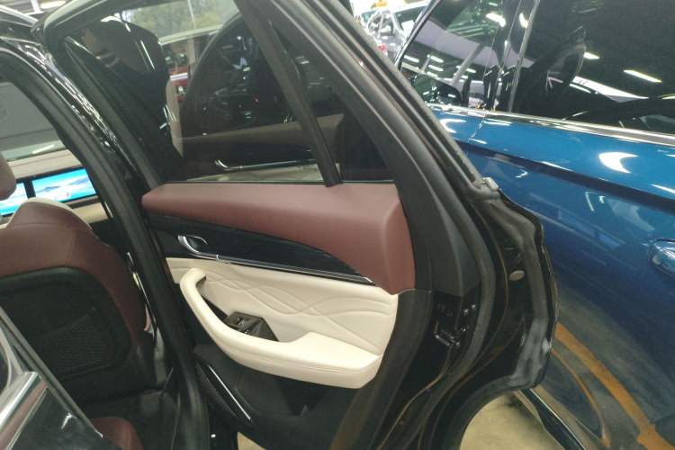 Used Geely Auto Monjaro L 2021 2.0TD DCT EVO Two-Wheel Drive Prestige Version
