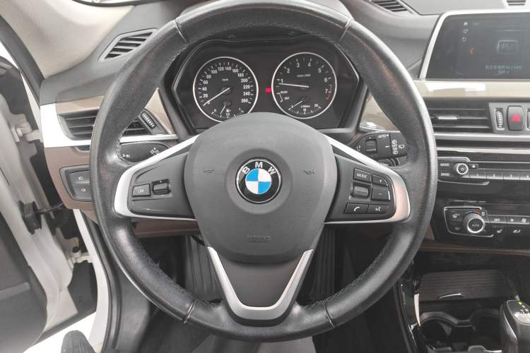 Used BMW X1 2018 xDrive20Li Luxury Edition
