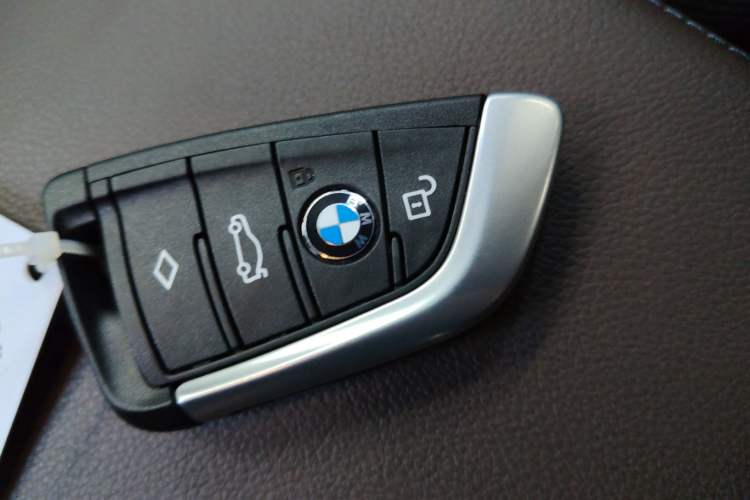 Used BMW X3 2020 xDrive30i Luxury Model with M Sport Package
