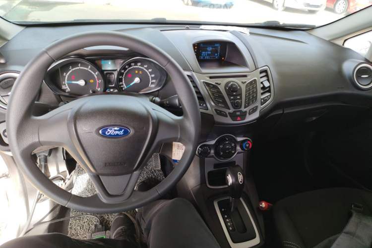 Used Ford Fiesta 2013 Hatchback 1.5L Automatic Fashion Edition