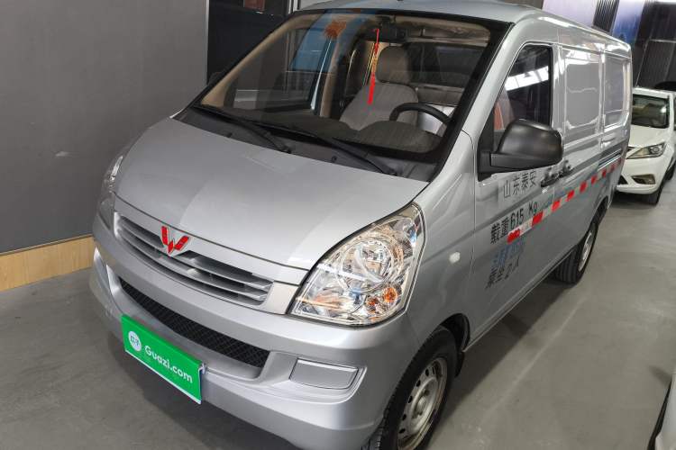 Used Wuling Rongguang S 2021 1.2L Standard Model Enclosed-Window Vehicle Power-Assist Version 2 Seats LSI