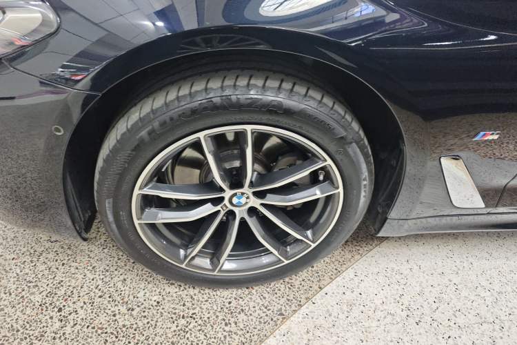 Used BMW 5 Series 2022 Second Facelift 525Li M Sport Package