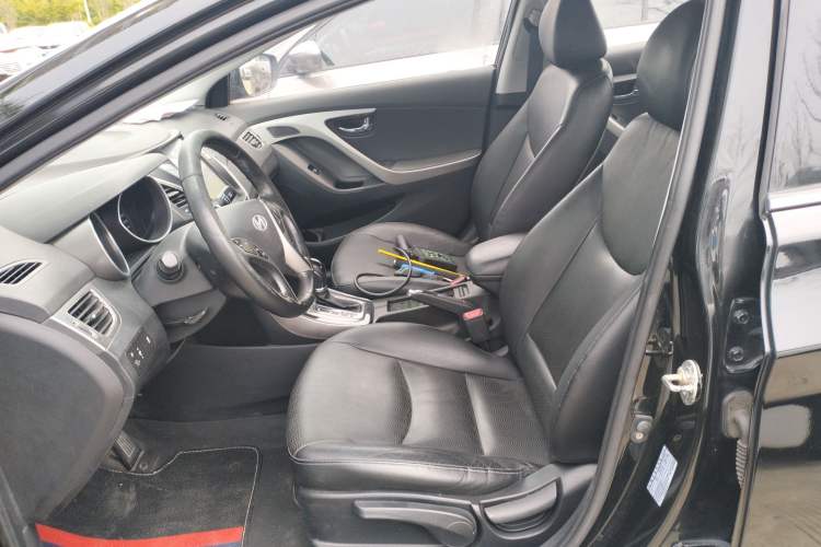Used Hyundai Elantra 2013 1.6L Automatic Luxury Model
