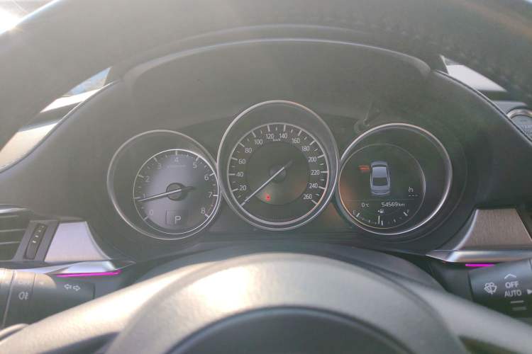 Used Mazda Atenza 2021 2.0L Blue Sky Luxury Edition
