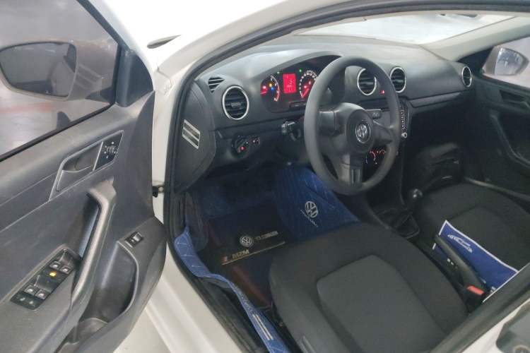 Used Volkswagen Jetta 2015 Value Edition 1.6L Manual Fashionable Style