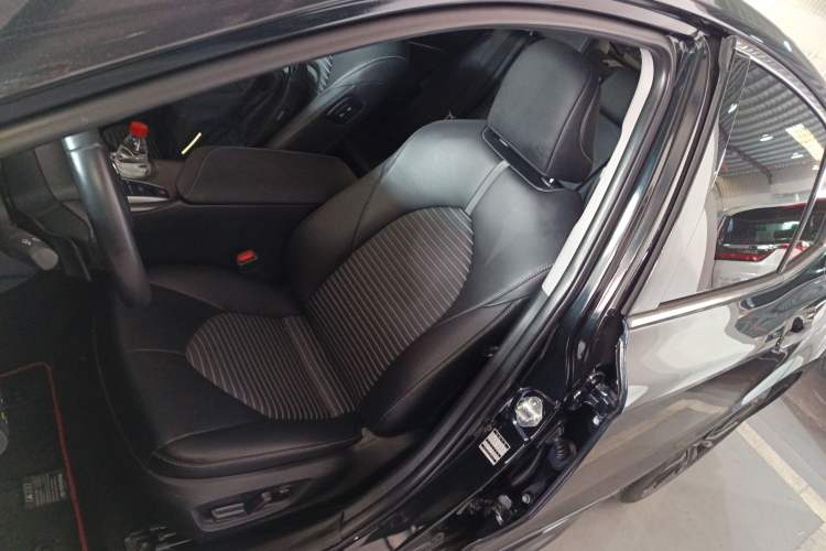 Used Toyota Camry 2023 2.5S Knight Edition