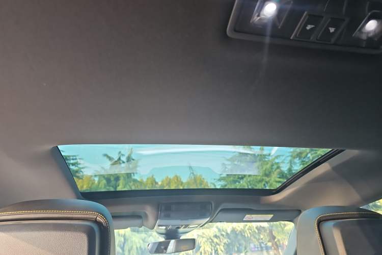 Used Volkswagen FAW-Volkswagen CC 2023 380TSI Striking Edition
