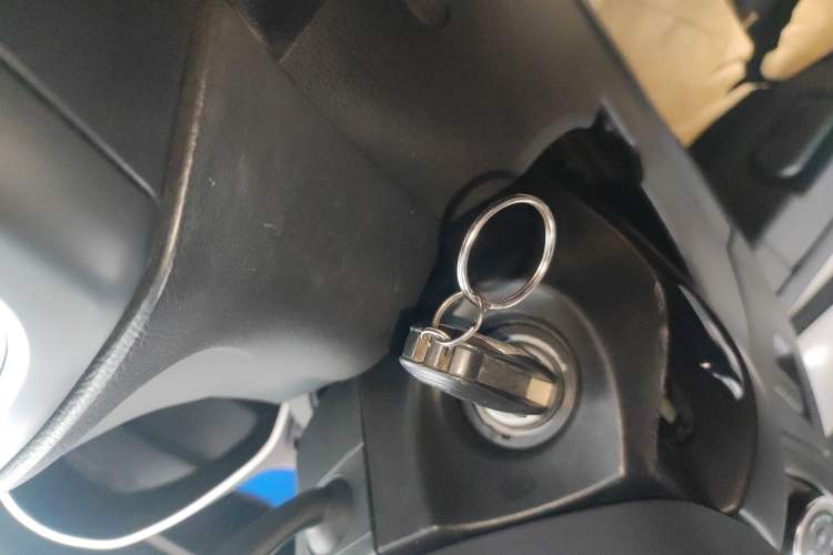 Used Ford Focus 2017 Hatchback 1.6L Automatic Fashion Edition Smart Drive Version
