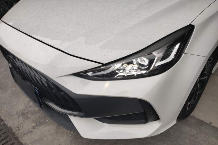 Used MG 5 2022 180 DVVT CVT Youth Luxury Edition
