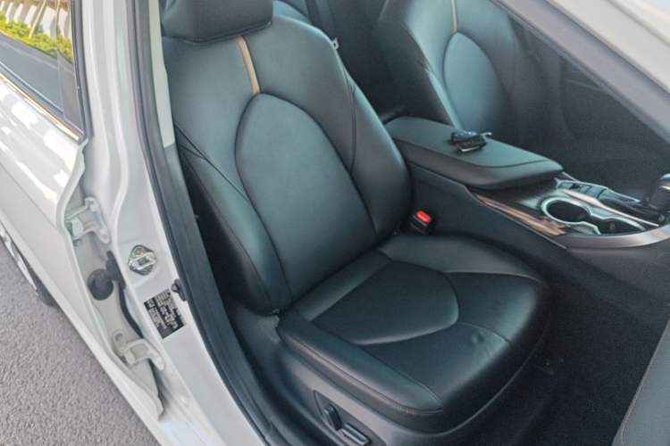 Used Toyota Camry 2019 Revised Version 2.5G Luxury Edition
