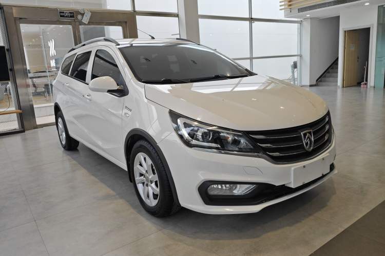Used Baojun 310W 2017 1.5L Manual Comfort Model China V Standard