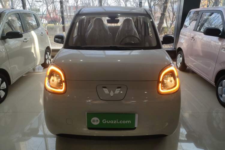 Used Wuling Hongguang MINIEV 2025 Four-Door Version Advanced Edition
