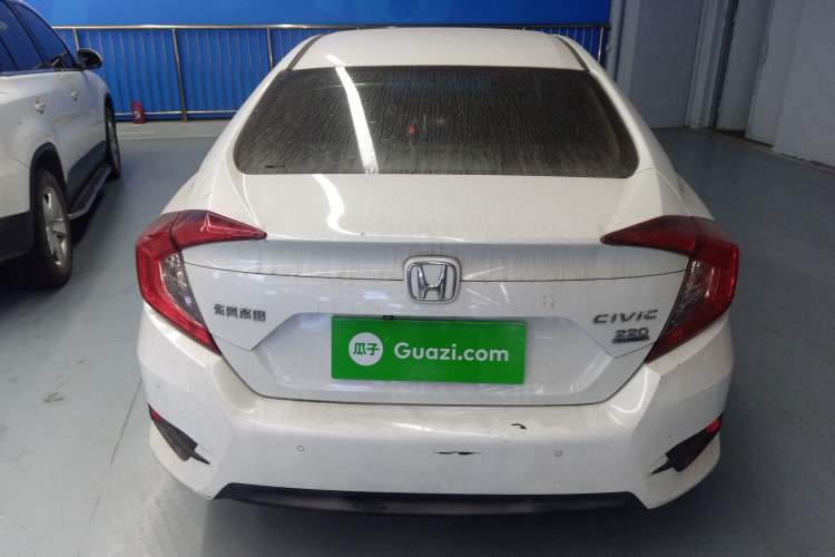 Used Honda Civic 2016 220TURBO CVT Luxury Edition
