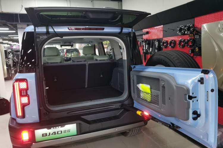 Used  BJ40 Electric Drive 2025 Advanced Edition