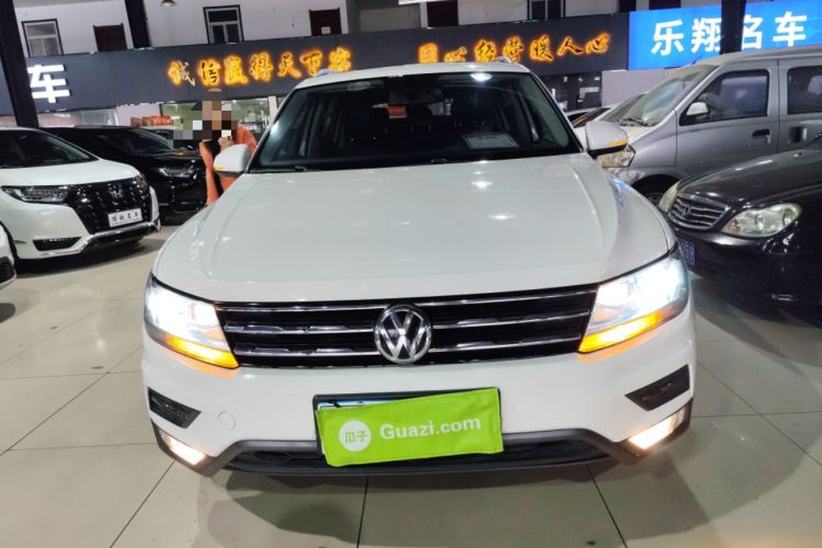 Used Volkswagen Tiguan L 2019 Updated Version 330TSI Automatic Two-Wheel Drive Panoramic Comfort Edition China VI Standard
