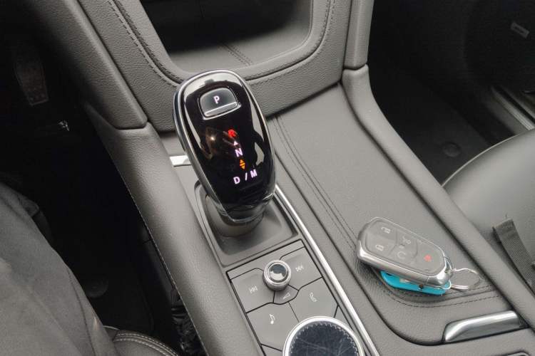 Used Cadillac XT5 2022 2.0T Two-Wheel Drive Luxury Version