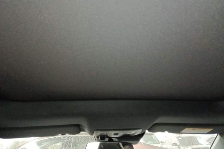 Used Changan UNI-V 2023 1.5T Prestige Model
