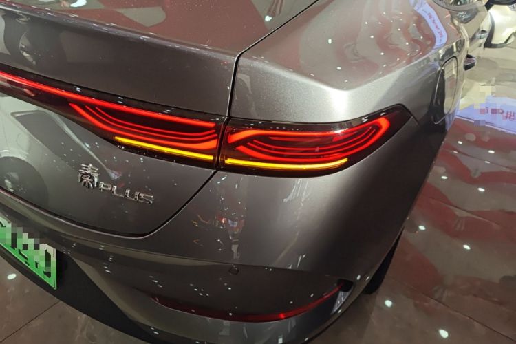 Used BYD Qin PLUS 2025 DM-i Smart Drive 55KM Leading Model
