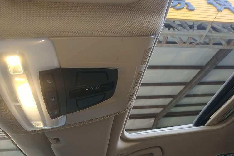 Used BMW 3 Series 2016 320Li Ambition Model