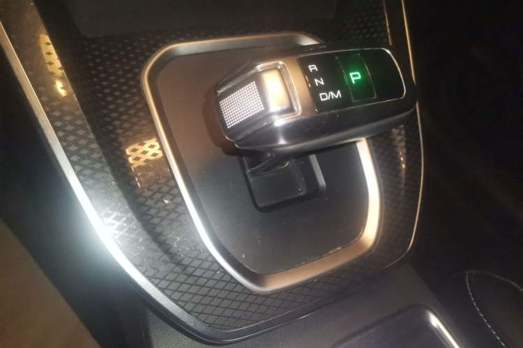 Used Haval M6 2021 PLUS 1.5T DCT Luxury Smart Connectivity Model
