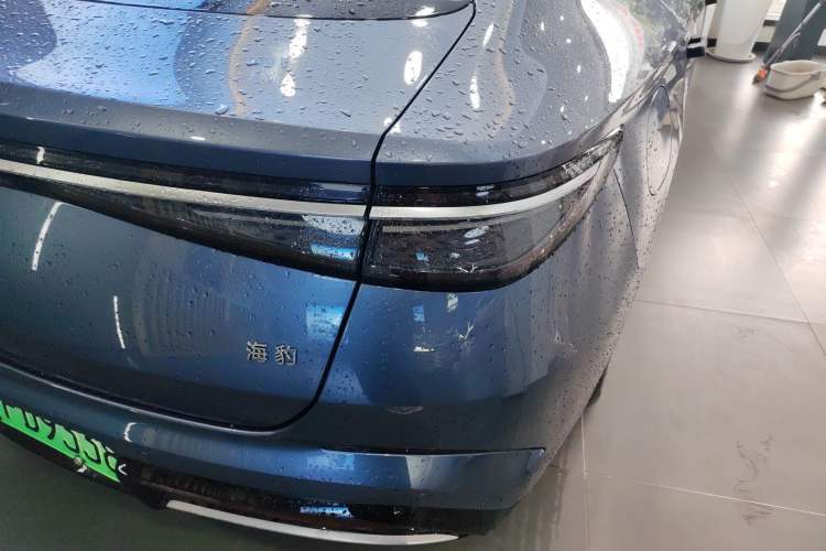 Used BYD Seal 2023 DM-i 1.5L 121km Prestige Model
