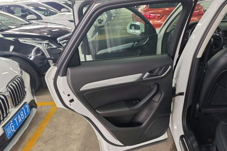 Used Audi Q3 2015 35 TFSI quattro Technology Edition
