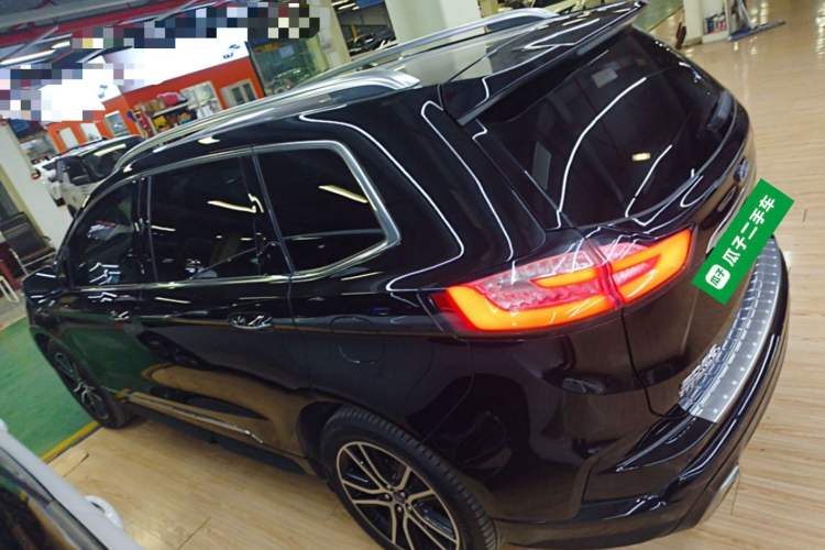 Used Ford Edge 2020 EcoBoost 245 Two-Wheel Drive Titanium 7-Seater
