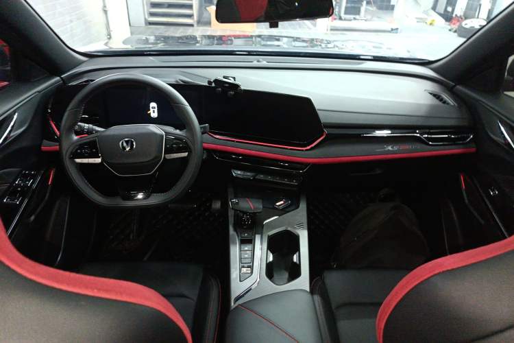 Used Changan X5 PLUS 2024 1.5T DCT Excellence Edition
