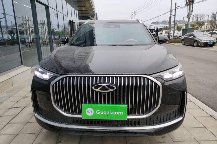 Used Chery Tiggo 9 2025 2.0T Dual-Clutch Two-Wheel Drive Luxury Edition 7 Seats
