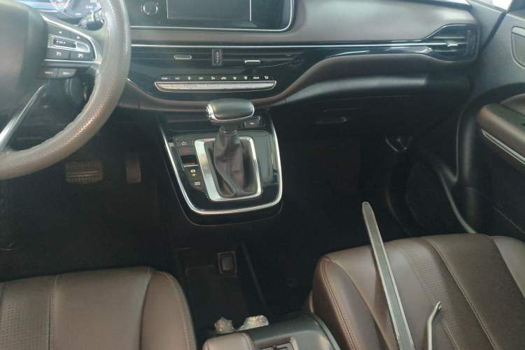 Used GAC Trumpchi M6 2019 270T DCT Luxury Edition (7-seater) China VI