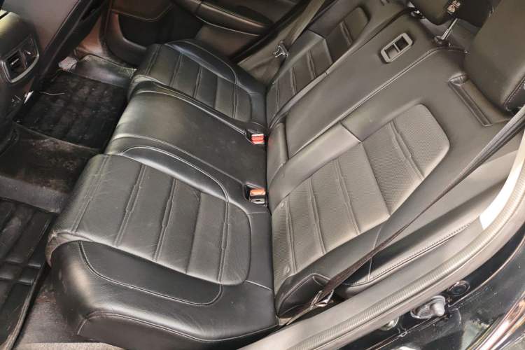 Used Honda CR-V 2017 240TURBO CVT Front-Wheel Drive Fashion Edition
