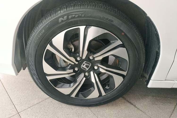 Used Honda Crider 2016 1.8L CVT Luxury Edition