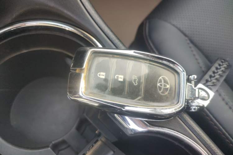 Used Toyota Highlander 2021 2.0T Four-Wheel Drive Prestige Version 7 Seats