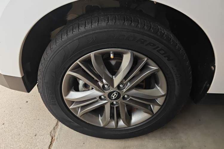 Used Hyundai ix35 2015 2.0L Automatic 2WD Smart Type China IV
