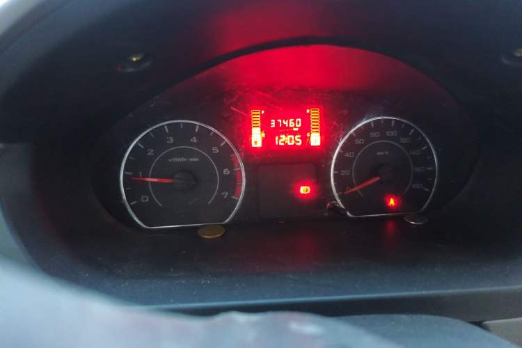 Used Wuling Rongguang V 2015 1.5L Practical Version
