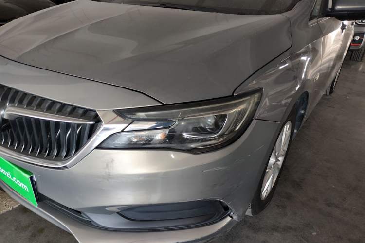 Used Buick GL6 2018 18T 6-Seater Luxury Model
